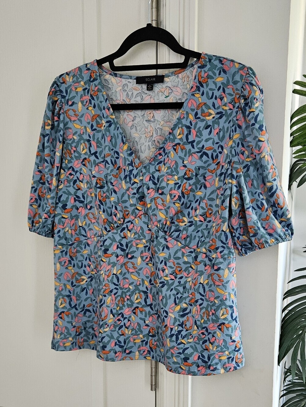 Eclair Blue Floral V-Neck Puff-Sleeve Blouse